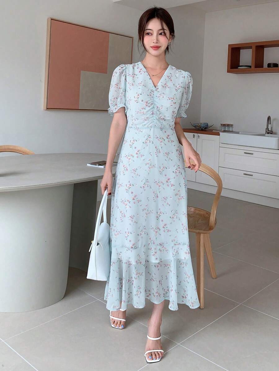 🎁LETZTER TAG SALE - 49% RABATT🎁 Lässiges Sommerkleid mit kurzen Blumenmuster, Puffärmeln und Bindegürtel