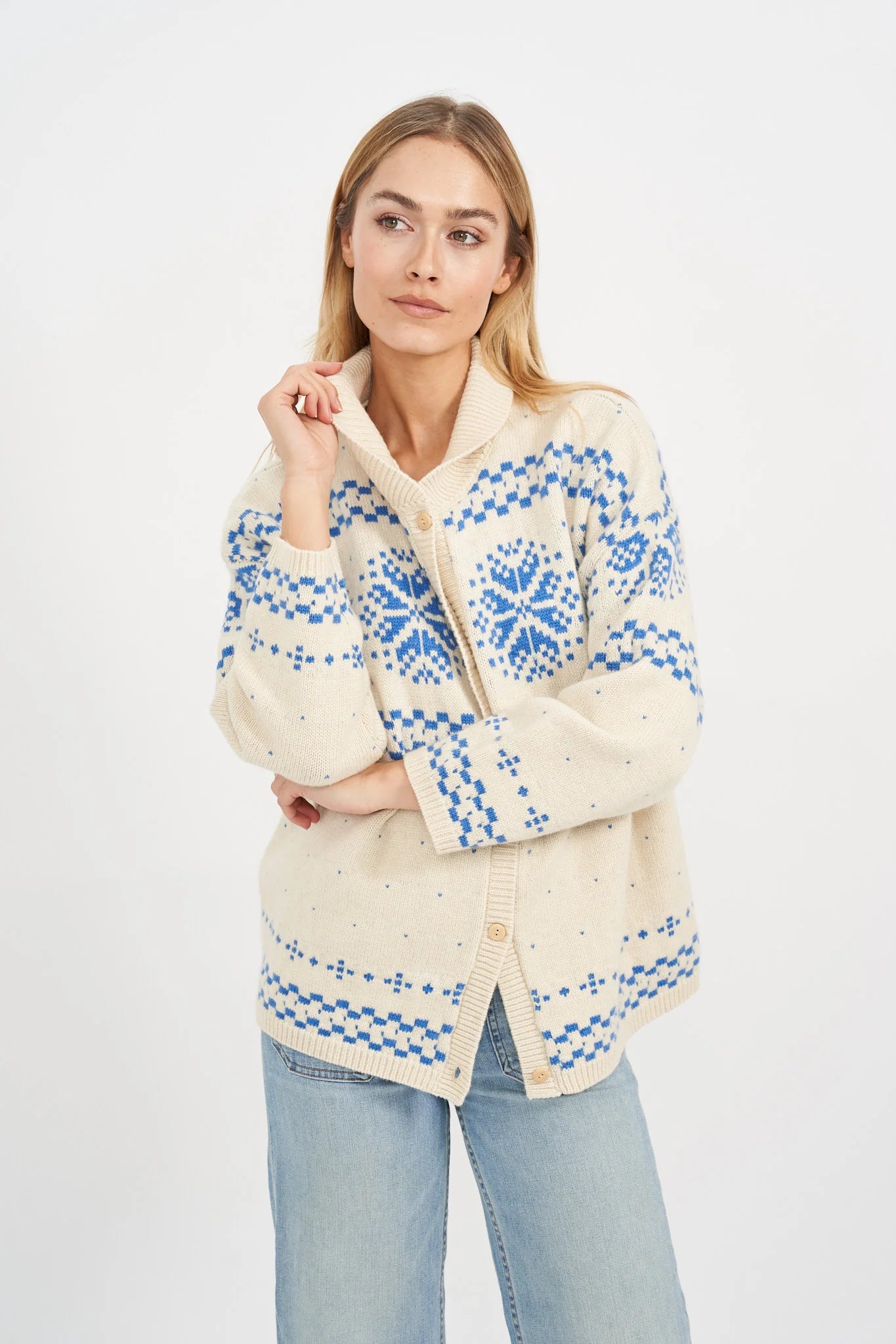 Women's Blue and White Knitwear