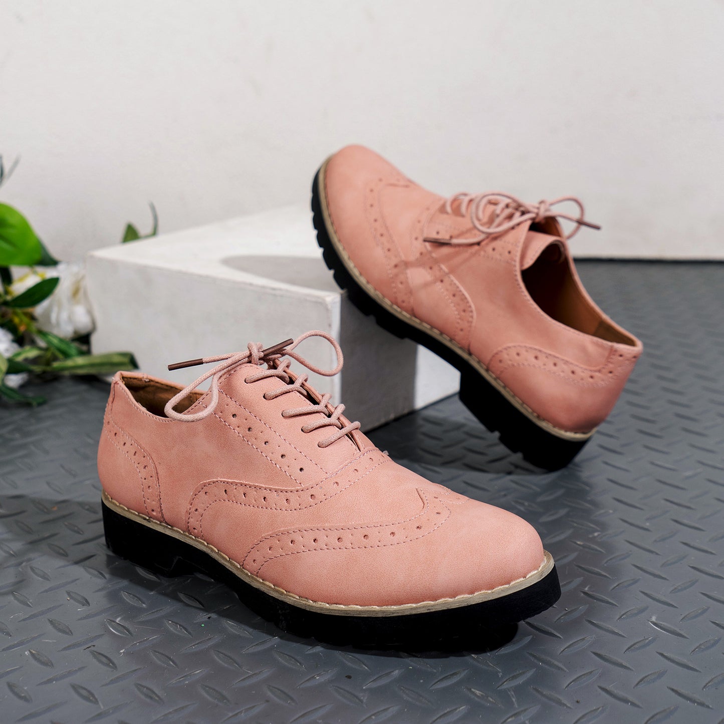 Women's Lace Up Brogues Oxfords