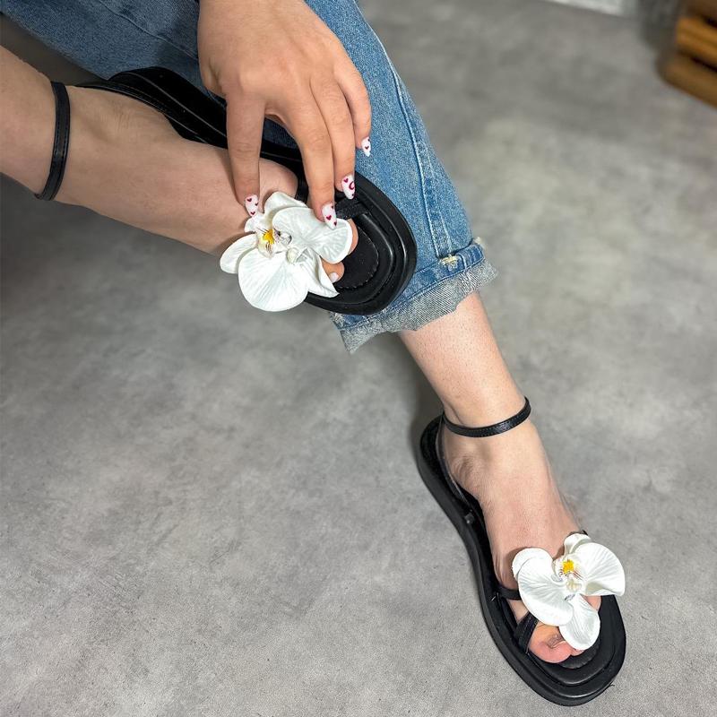 Women's Flower Detail Sandals