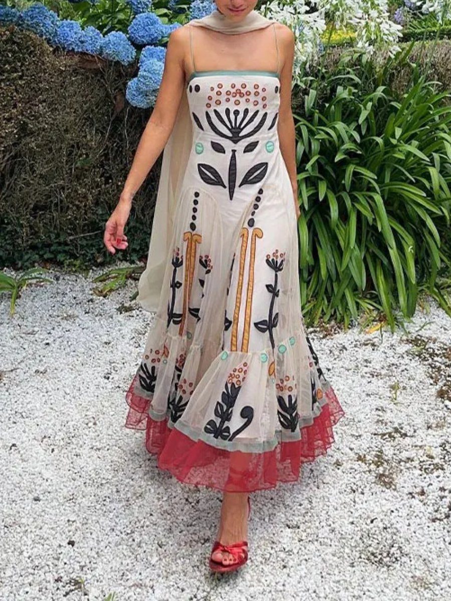 Fashion Sling Flower Embroidery Dress